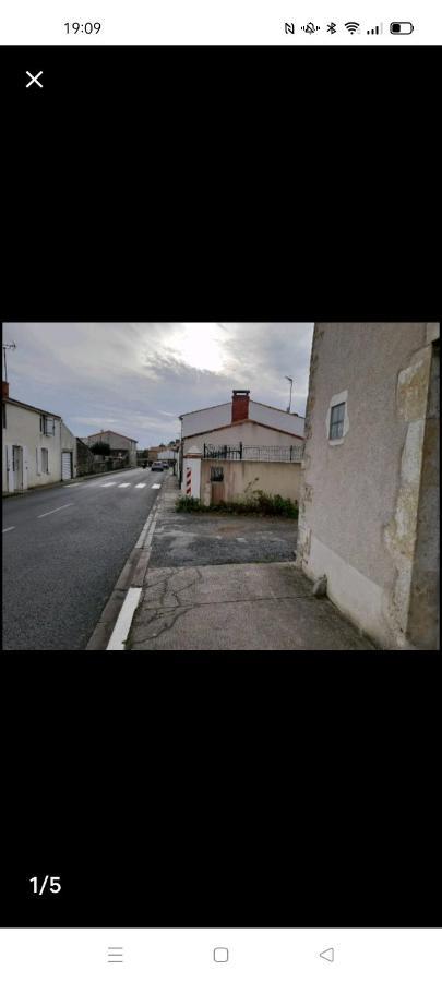 Maisonnee Avec Une Chambre Saint-Michel-en-l'Herm Kültér fotó